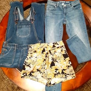 Girls size 10 bundle, jean overalls, floral shorts, jeans pants